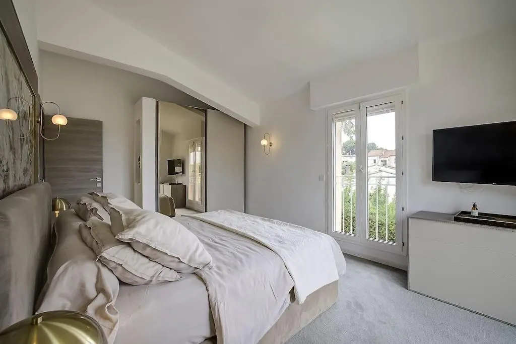 Twin Luxurious Villas 8 Bedroom Pool In Vallauris