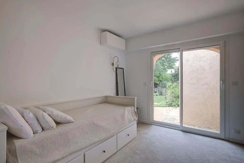 Twin Luxurious Villas 8 Bedroom Pool In Vallauris