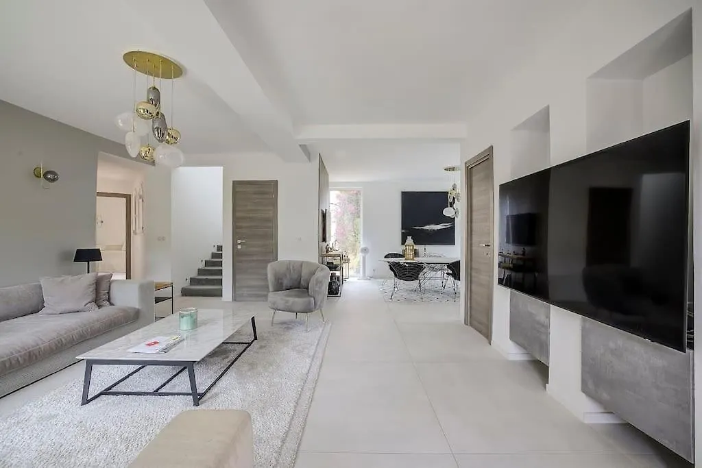 Twin Luxurious Villas 8 Bedroom Pool In Vallauris