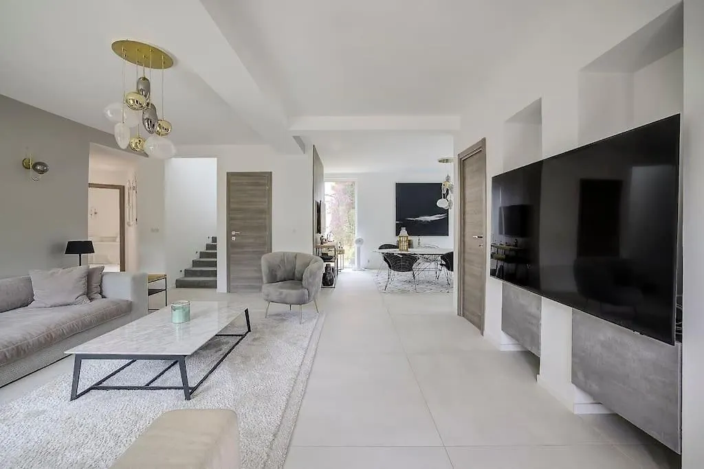 Twin Luxurious Villas 8 Bedroom Pool In Vallauris